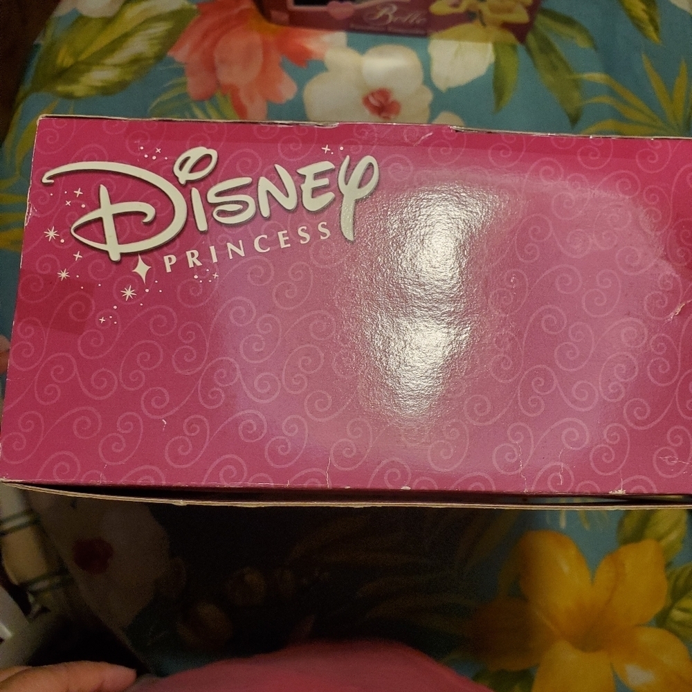 Disney Princess Belle - Picture 6 of 8
